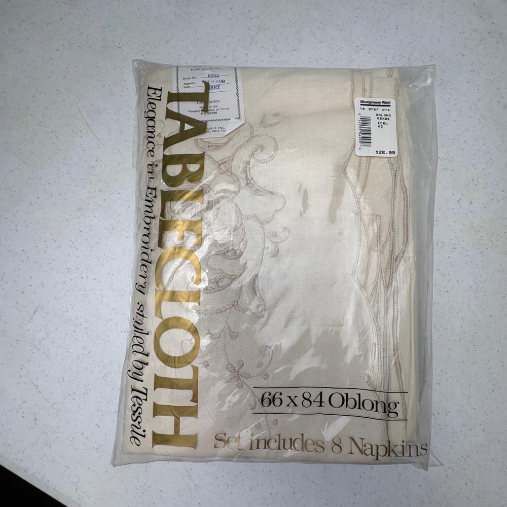 Tessile Palermo Ecru Cream Embroidered Tablecloth and 8 Napkins 66x84 Oblong